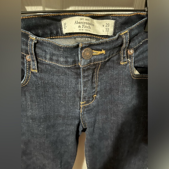 Abercrombie & Fitch New York perfect stretch bootcut jeans. Sz 8 - Picture 3 of 3